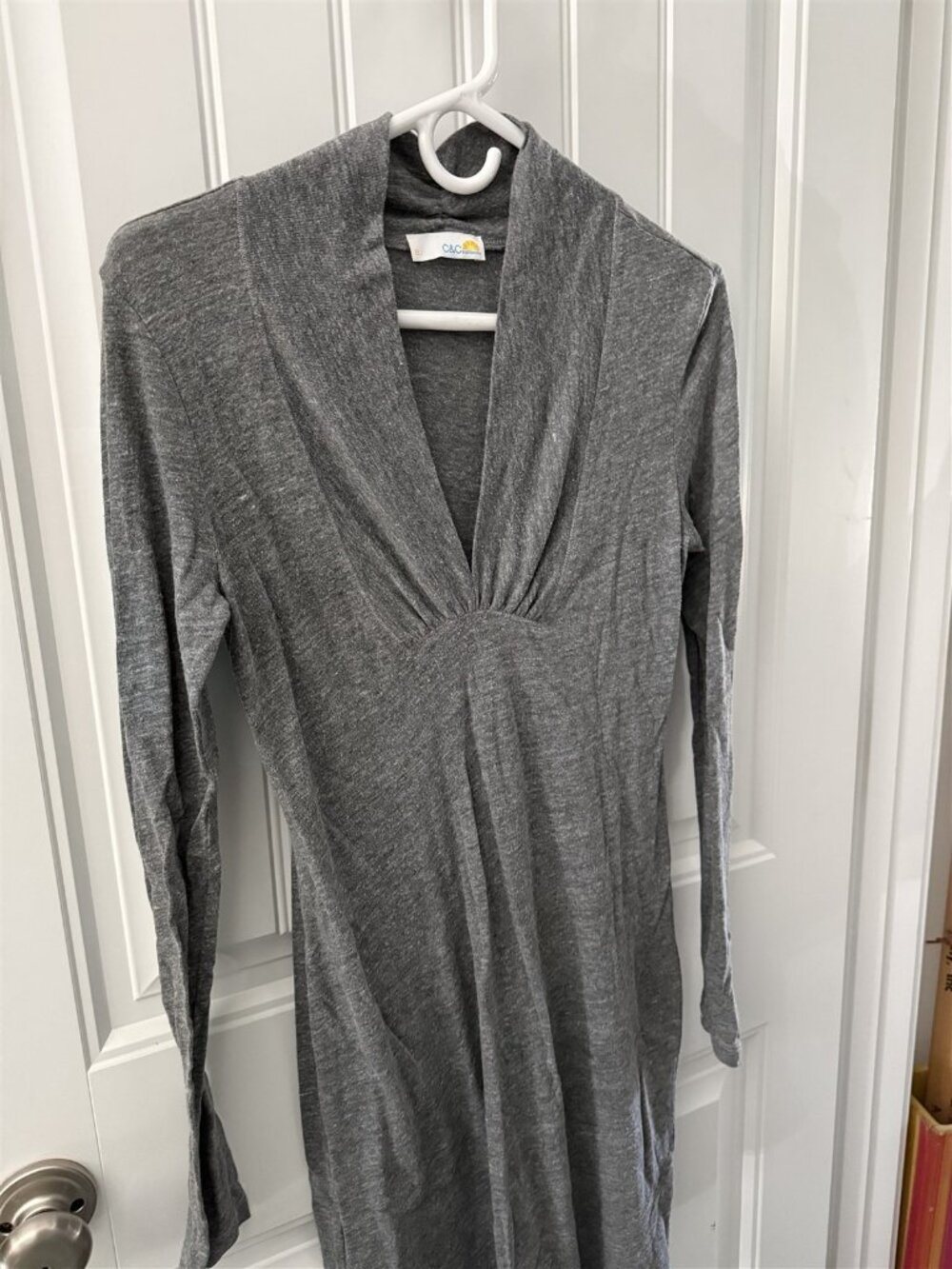 Mini Dress Long Sleeve Small Gray V Neck C&C California USA Neutral Basic - Picture 2 of 5